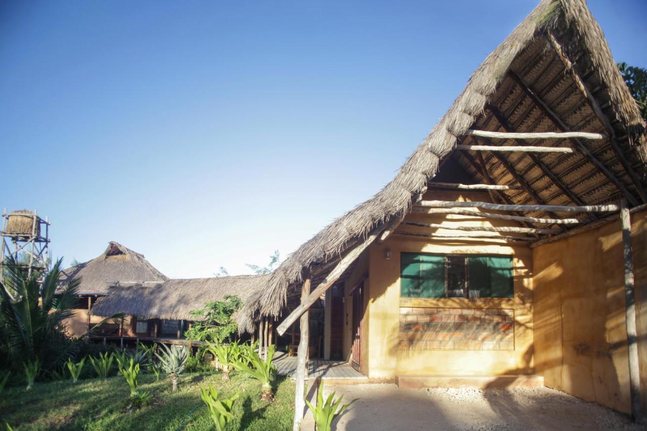 Tofinho Beach House Apartments Inhambane Exterior foto